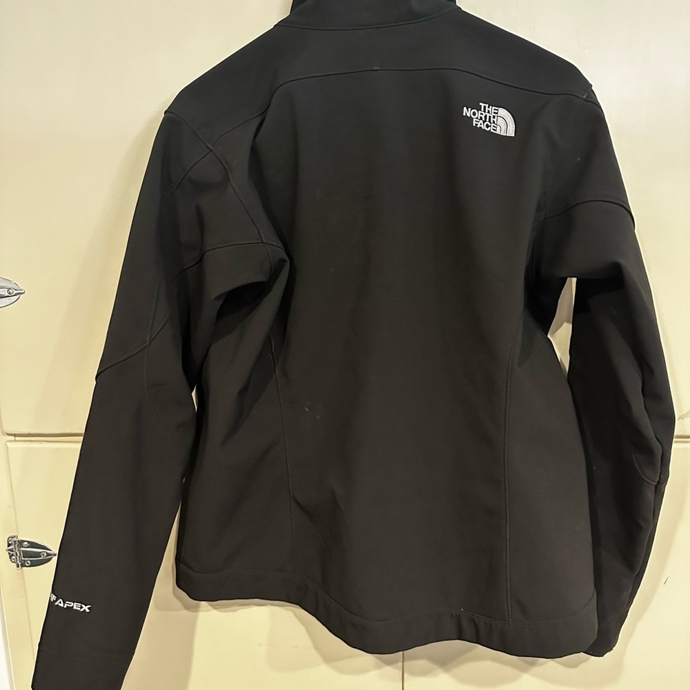 Women’s medium North face Apex